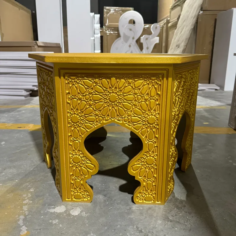 Indian Wedding Decor Supply - Hint Tarzı Çiçek Desenli Altın Masa